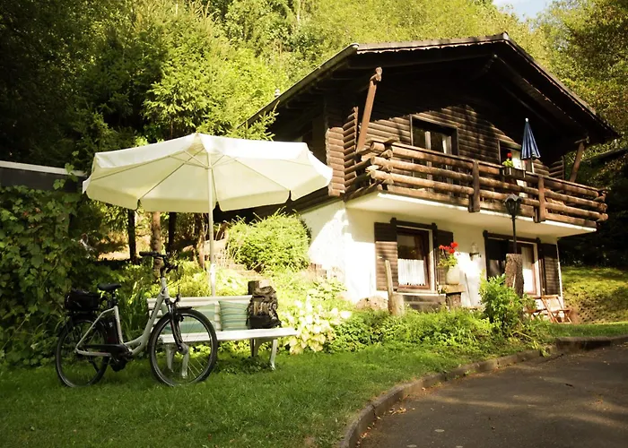 Cozy Chalet With Fireplace Located In Wooded Area Chalet *